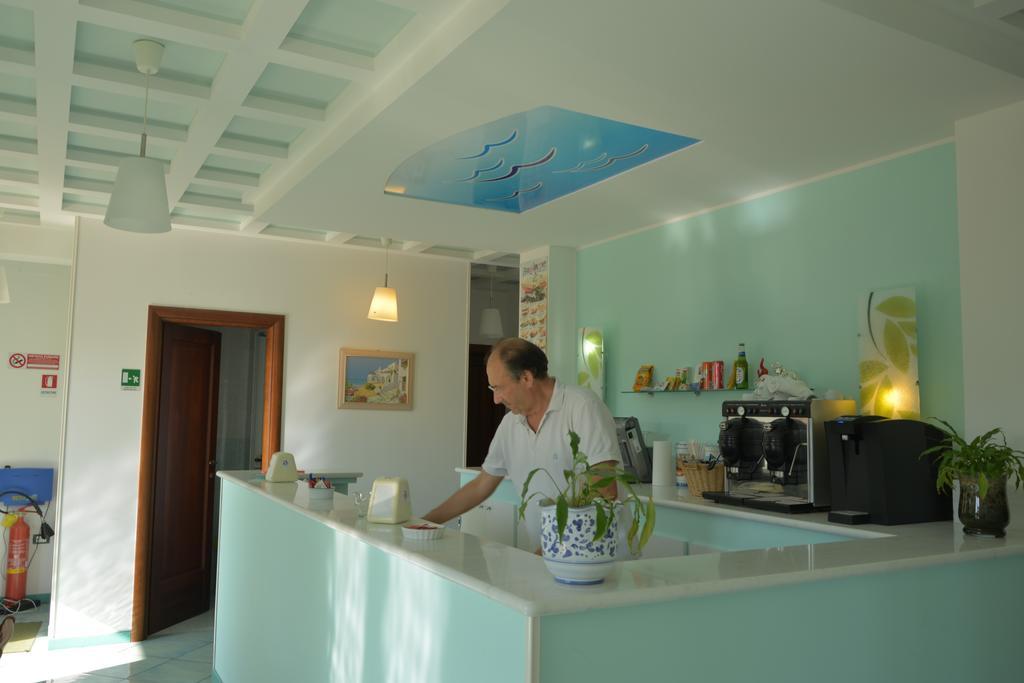 Larus Hotel Sangineto Luaran gambar